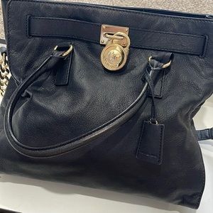 MICHAEL KORS BLACK BAG